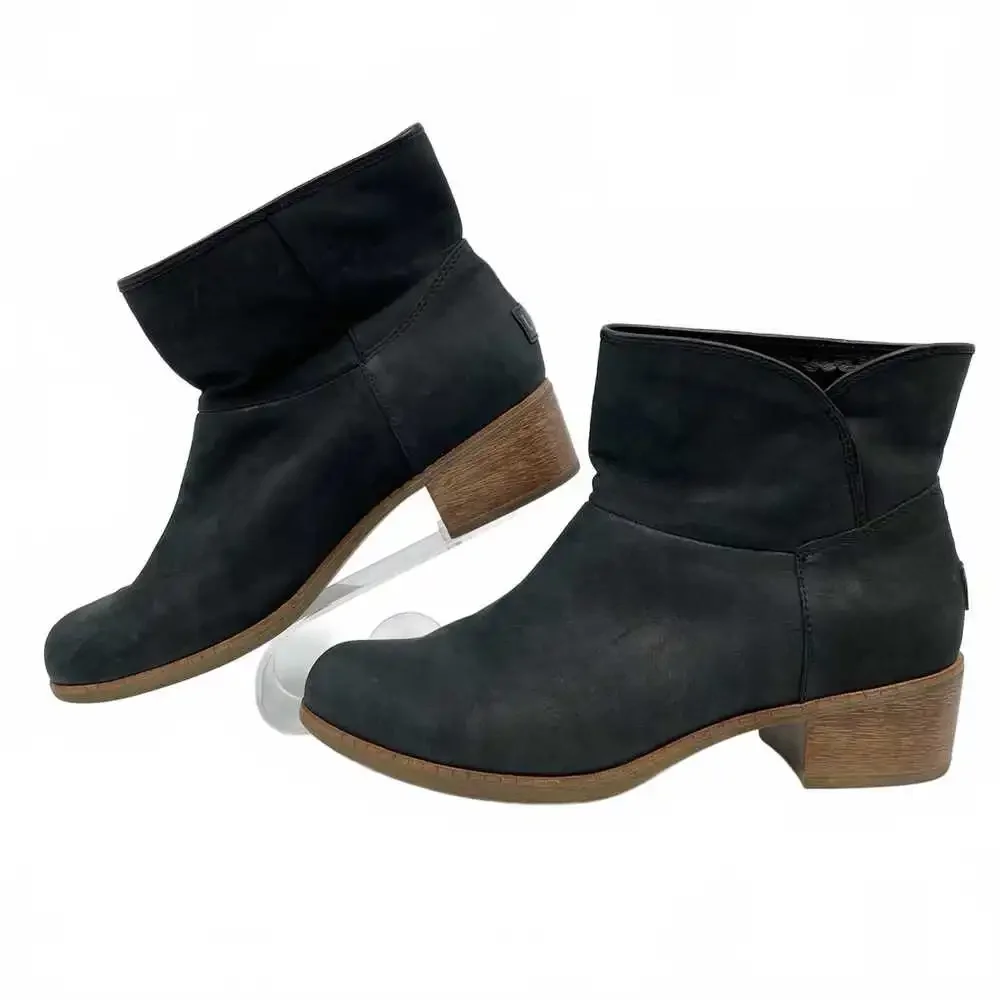 UGG these classic